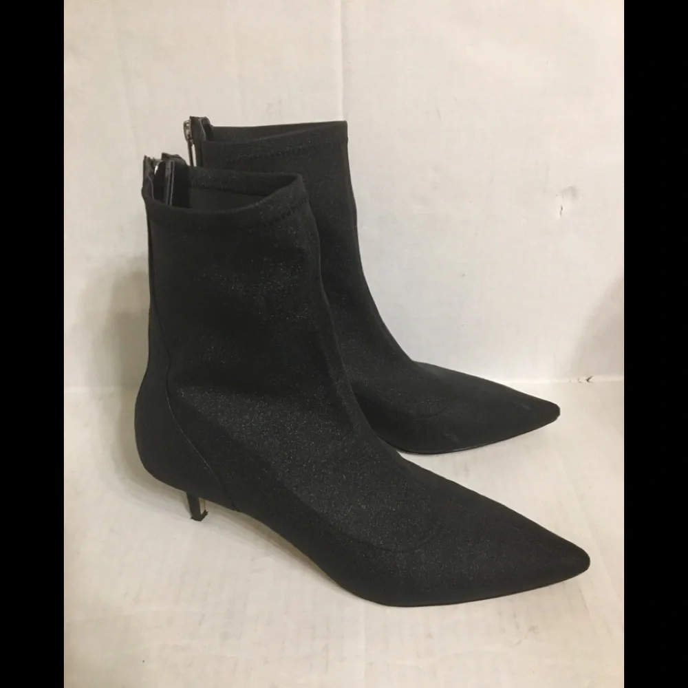 Jewel Badgley Mischka Sock Booties Sz 9